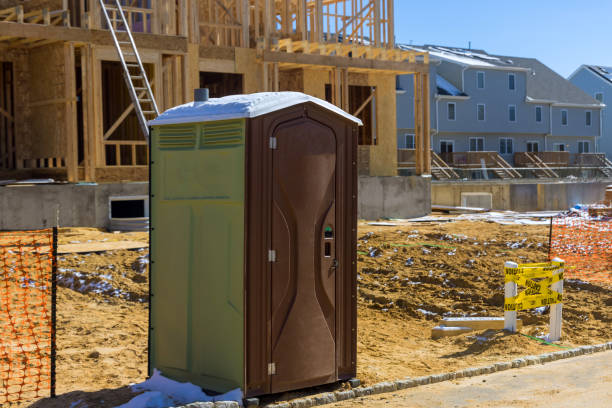 Portable Toilet Options We Offer in Hampton Bays, NY